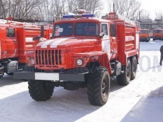 Автоцистерна пожарная АЦ-6-40 на шасси УРАЛ 4320
