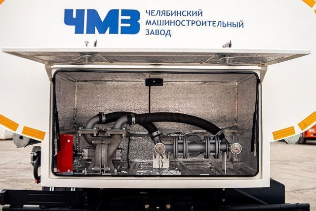 Автоцистерна водовоз АЦПТ- 10 на шасси КАМАЗ-43118 ГБО ЧМЗ фото 3