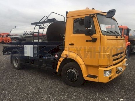 Автогудронатор ДС-39К на шасси КАМАЗ-4308