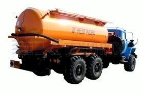 Автоцистерна нефтепромысловая мод.6673-10 (АКН-10-4320) на шасси УРАЛ-4320