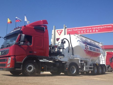 Цементовоз полуприцеп-цистерна Сеспель SF3U30