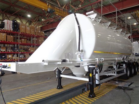 Цементовоз полуприцеп-цистерна Сеспель SF3U31