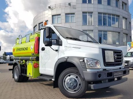 Автотопливозаправщик CHAMELEON-4.9-1 на шасси ГАЗ-С41R13