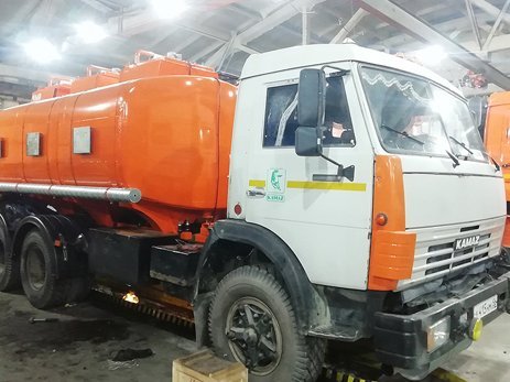 Автотопливозаправщик АТЗ-13.5  на шасси КАМАЗ-53213