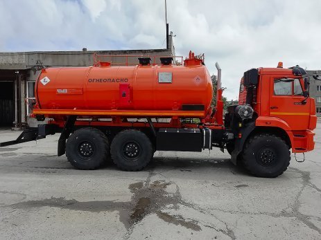 Автоцистерна нефтепромысловая АКН-12 на шасси КАМАЗ-43118