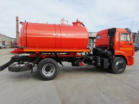 Автоцистерна нефтепромысловая АКН-8-ОД на шасси КАМАЗ-43253