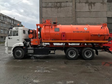 Автоцистерна нефтепромысловая АКНC-13.1-ОДг на шасси КАМАЗ-65115