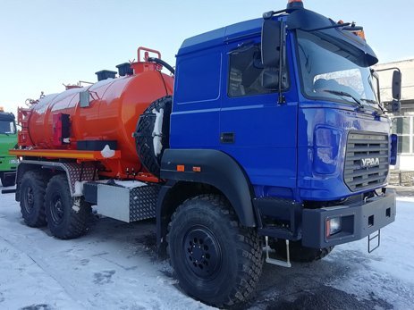 Автоцистерна нефтепромысловая АКН-10-ОД на шасси Урал 5557