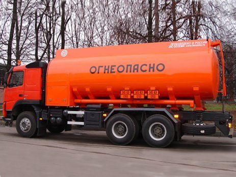 Автотопливозаправщик БЦМ-83 на шасси Volvo FM