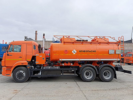 Автотопливозаправщик АТЗ-15 на шасси КАМАЗ-6520