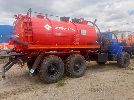 Автоцистерна нефтепромысловая АКНОД-10 на шасси Урал-4320