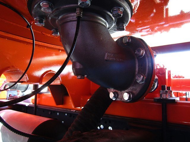 Автотопливозаправщик АТЗ-15 на шасси КАМАЗ-65115 объемом 15 кубов ЧМЗ фото 9