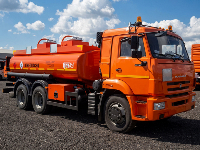 Автотопливозаправщик АТЗ-11 мод. 56142-010-40 на шасси КАМАЗ-65115 объемом 11 кубов ГрАз
