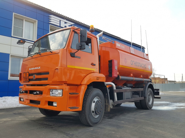 Автотопливозаправщик АТЗ-10,5 на шасси КАМАЗ-53605 объемом 10,5 кубов