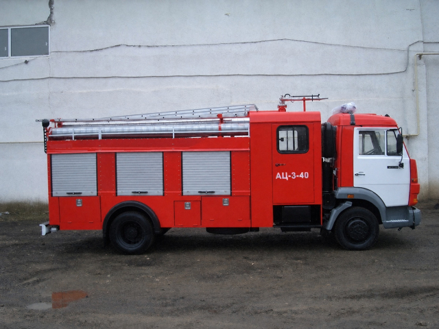 Автоцистерна пожарная АЦ-3-40 на шасси КАМАЗ 4308 сдвоенная кабина объемом 3000 литров ПСЦ ТЕХИНКОМ фото 3