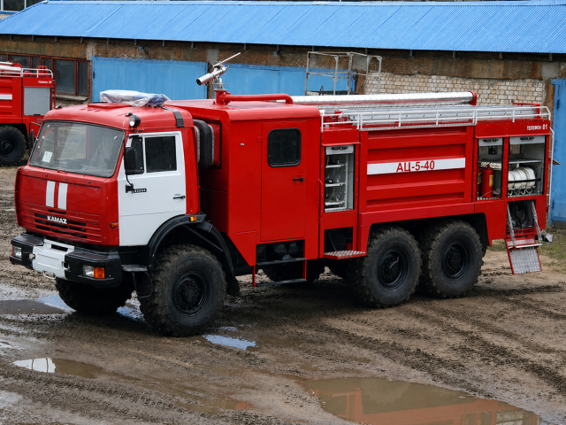 Автоцистерна пожарная АЦ-5-40 на шасси КАМАЗ 43118 объемом 5000 литров ПСЦ ТЕХИНКОМ фото 2